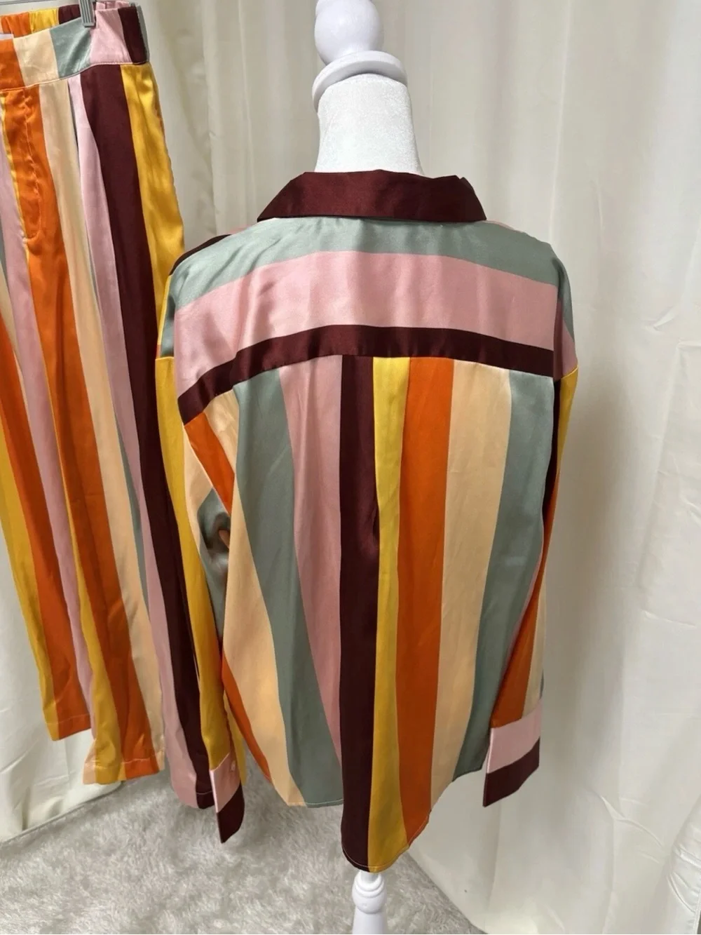 Fe Noel two piece